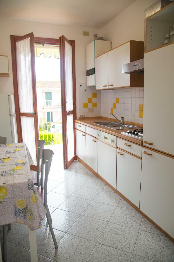 Seaside Terrace & Pool Getaway Apartment Cavallino-Treporti Exterior photo